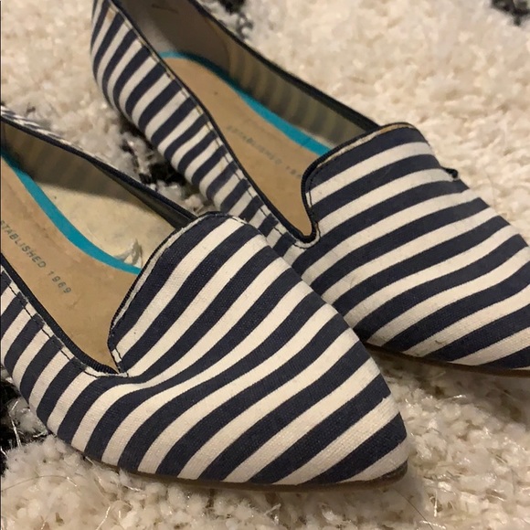 Striped Gap Pointed Toe Flats - Picture 3 of 3
